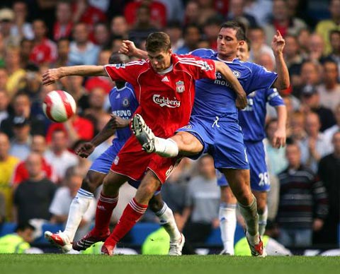 成都滑板精英赛精彩点评极限运动队展现速度与激情的巅峰对决